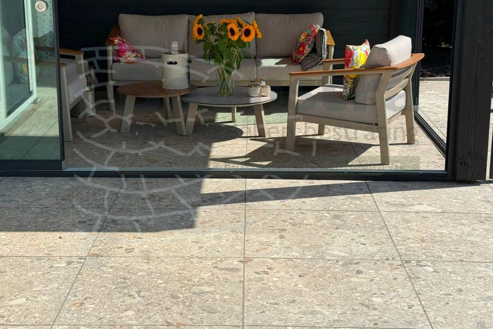 solostone-composite-80x80x3-beige-1